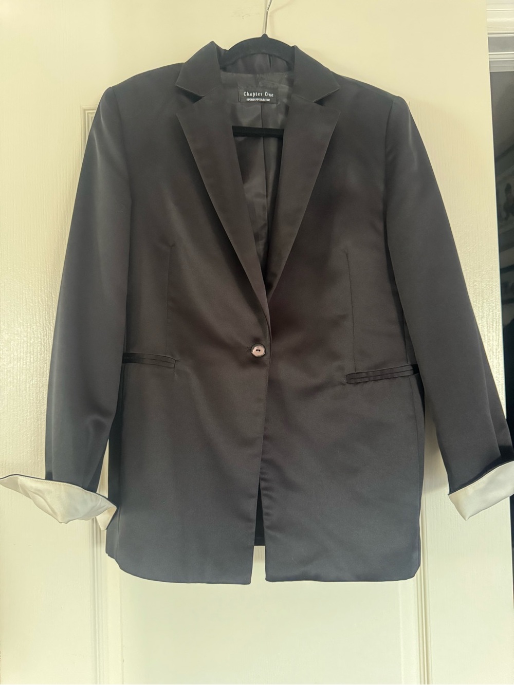 Chapter One Black Tuxedo Blazer | White Satin Cuffs | Made in Canada | Size 14